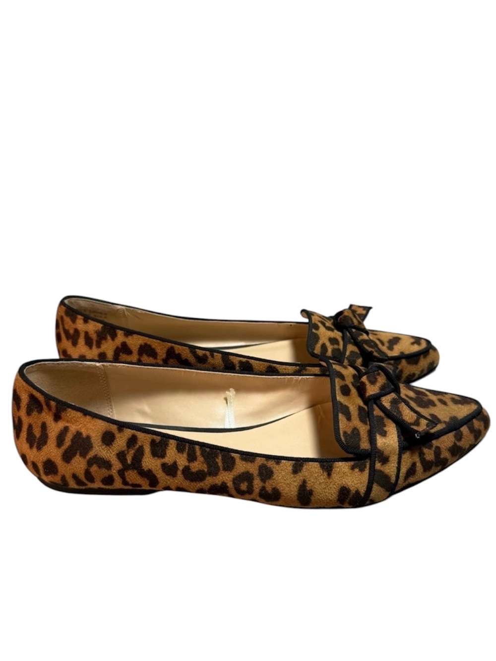Ann Taylor Leopard Print Pointed Toe Flats Size 8M